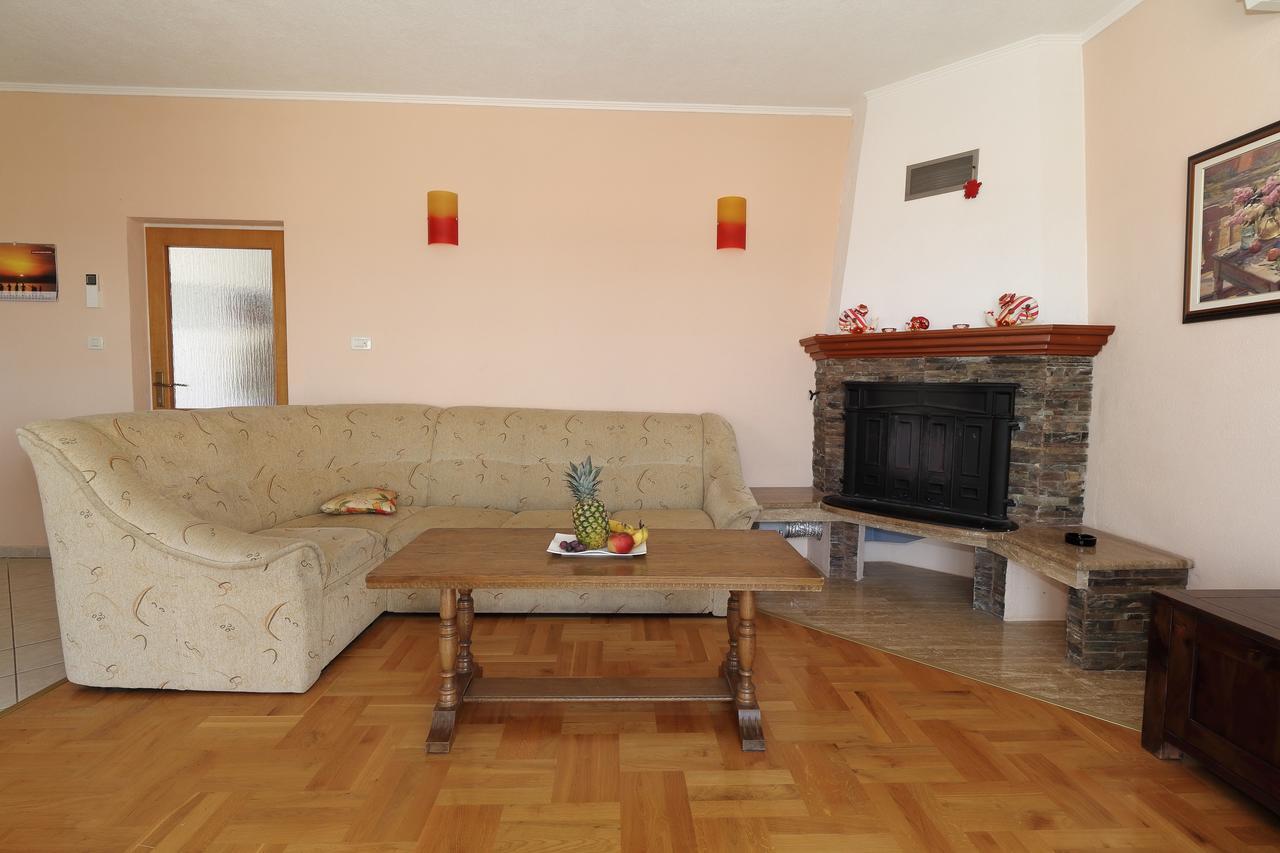 Dundic Apartment Makarska