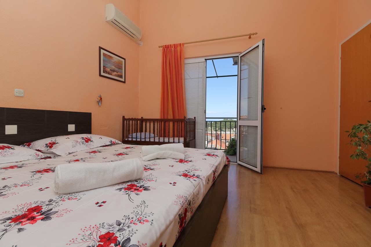 Dundic Apartment Makarska